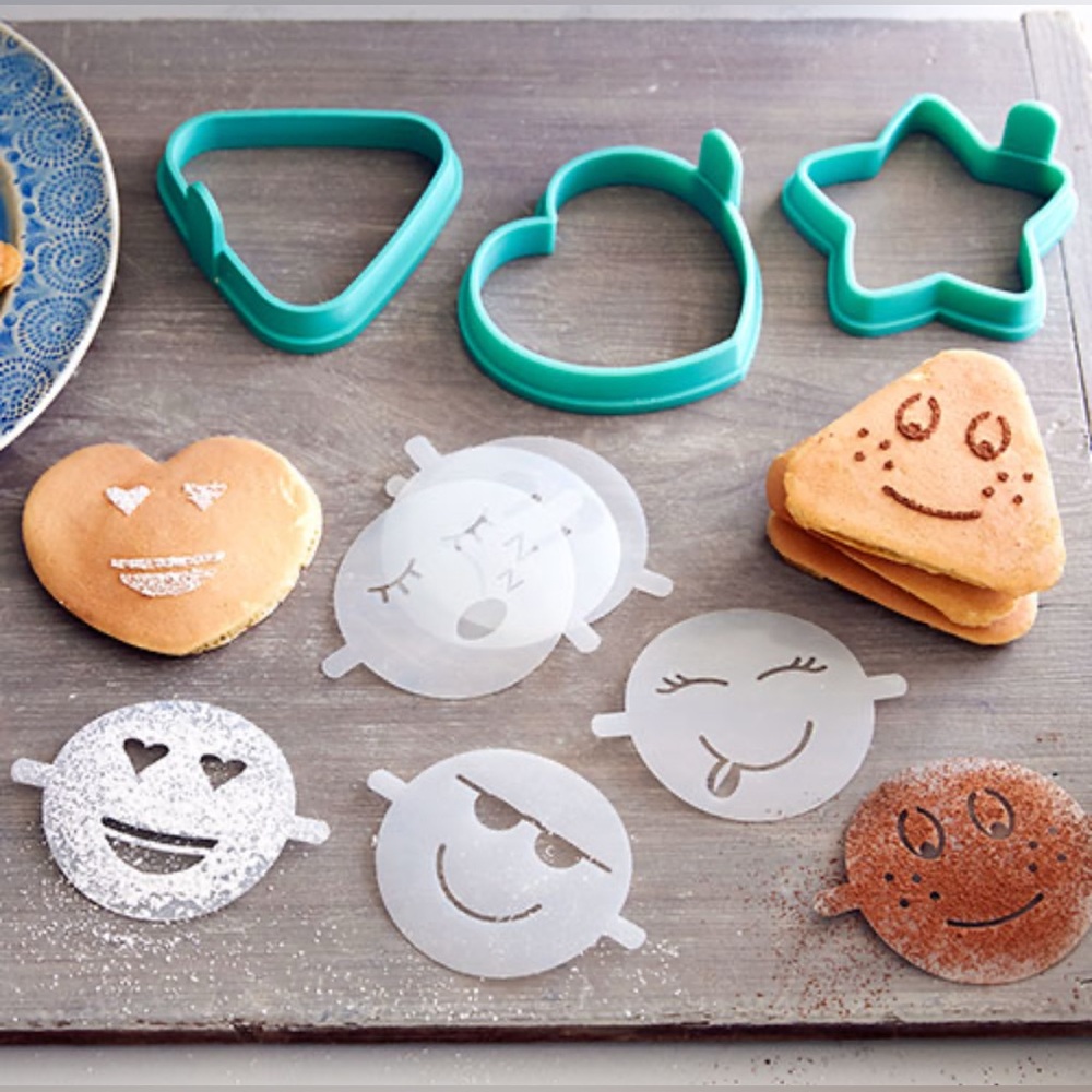 Pampered Chef Pancake Molds with Emoji Stencils NIB